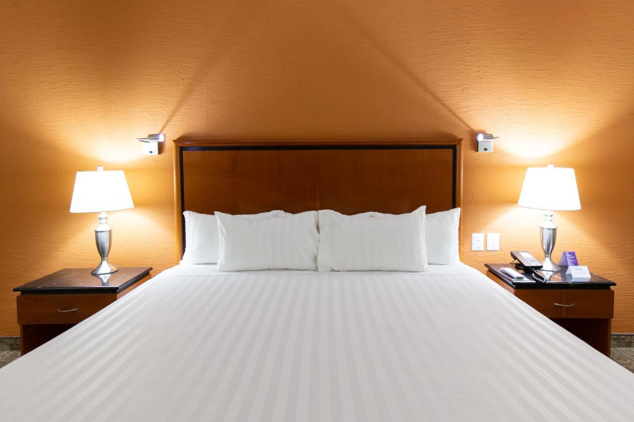 Hs Hotsson Hotel Тампико Екстериор снимка