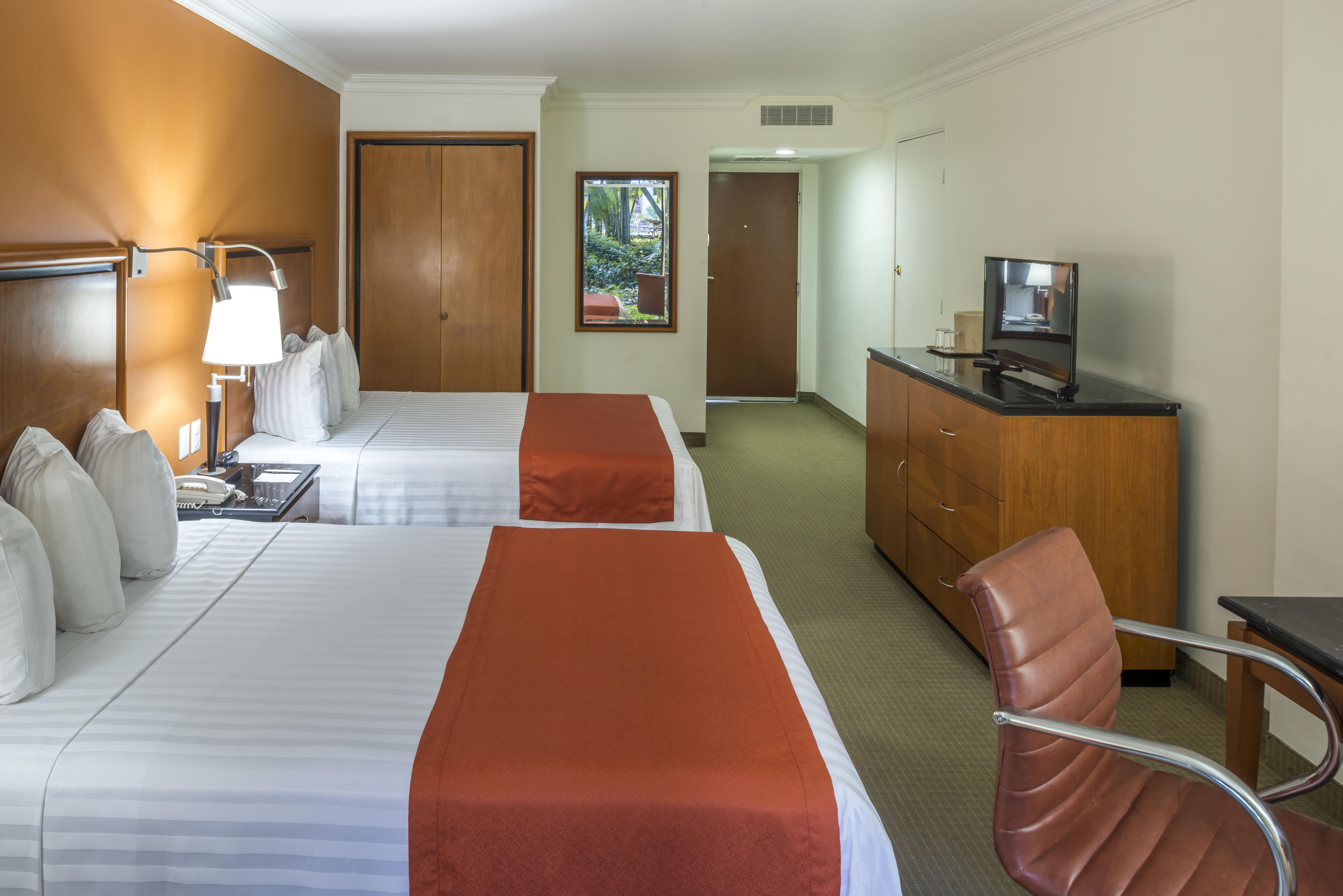 Hs Hotsson Hotel Тампико Екстериор снимка