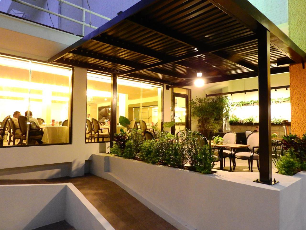 Hs Hotsson Hotel Тампико Екстериор снимка